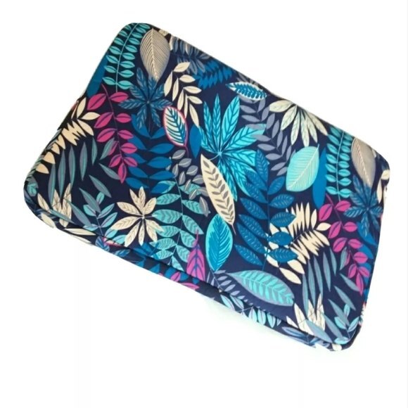 Lisen Floral Zip Zip Laptop Sleeve - Picture 1 of 6